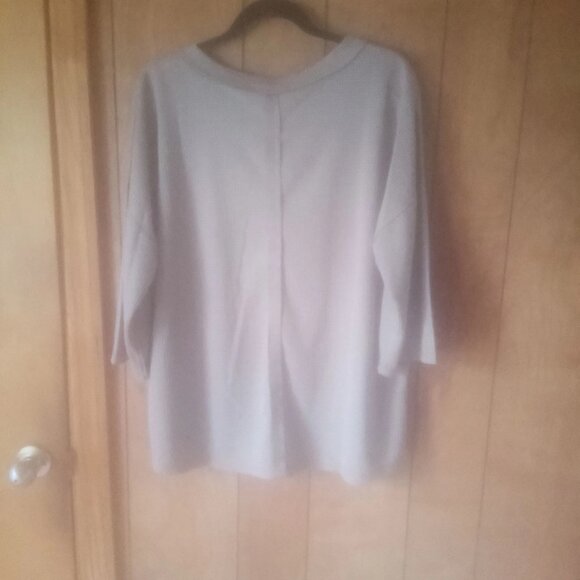 Andrew By Unit Women's Short Sleeve Half Button Pullover Top Size XL NWT - Picture 4 of 4